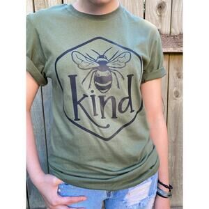 Bee Kind Graphic T-Shirt - Size Small - Brand New